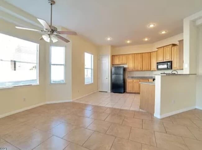 Photo - 237 Garrett Ln Unit #6