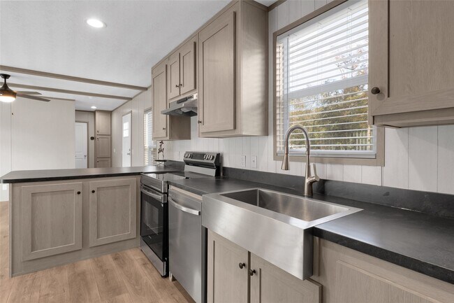 Photo - 1300 Campbell Acres Rd