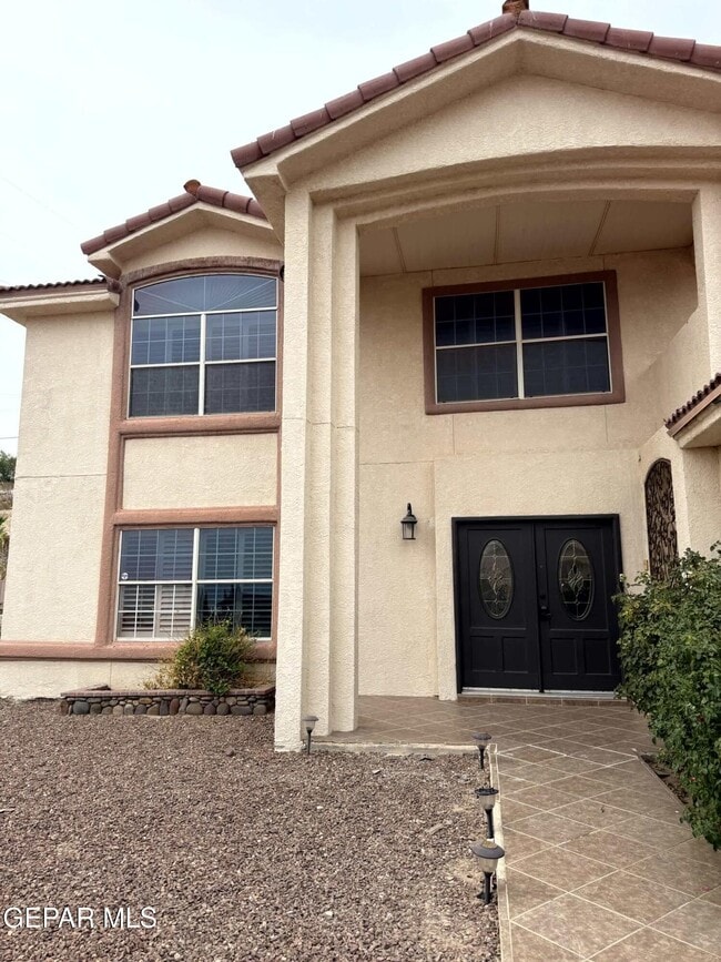 Photo - 317 Zenith Dr