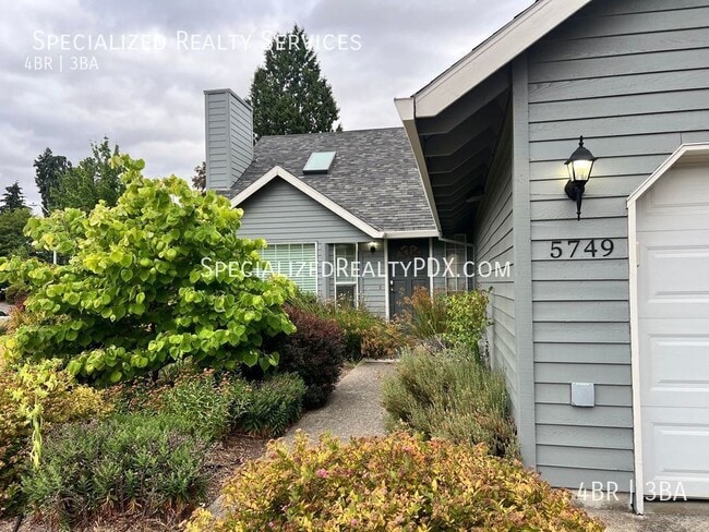 Photo - 5749 NE Harvest St