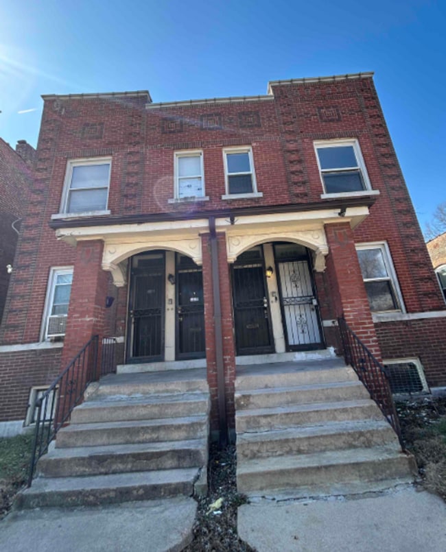 4258-4260 Farlin Avenue - 4258-4260 Farlin Avenue Apartamento