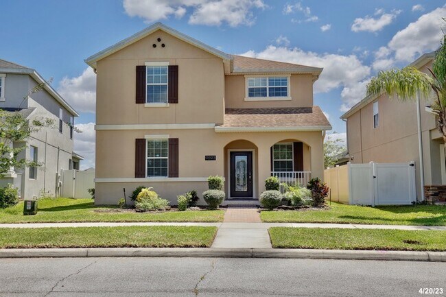 Stunning 6/3 Two Story Home with a Loft Ar... - Stunning 6/3 Two Story Home with a Loft Ar...