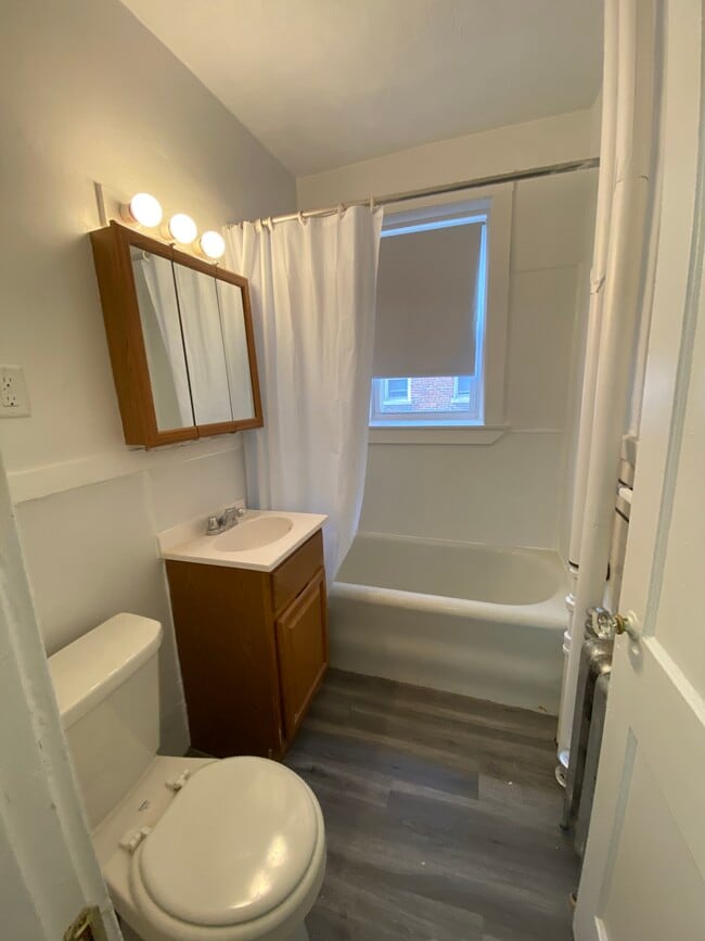 *Pictures are representative samples of the advertised unit. In some cases, the actual units you tou - 100 Washington St Unit 2L