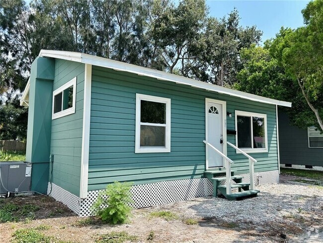 Building Photo - 767 40th Ave S Rental