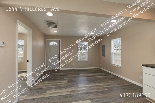 Photo - 1644 N Hillcrest Ave