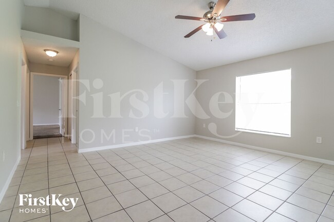 Photo - 6564 Viewpoint Ct