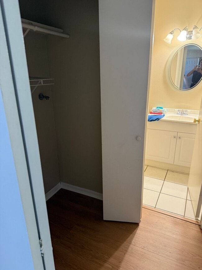 Photo - 2 Bedroom 1.5 Bath Beautiful Townhome in E...