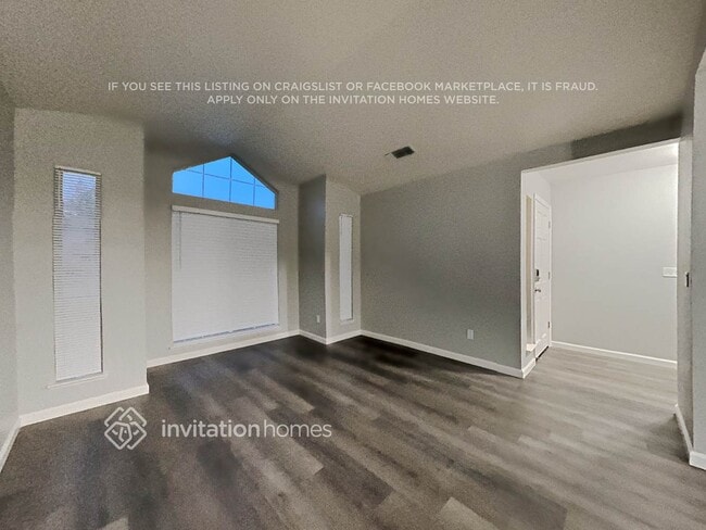 Photo - 328 Grouse Dr