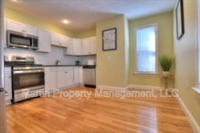 Photo - 14-14 Beltran St