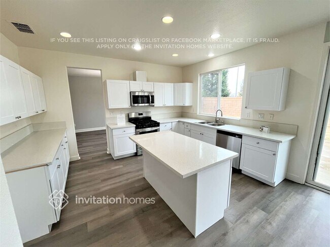 Photo - 1187 Jewelflower St