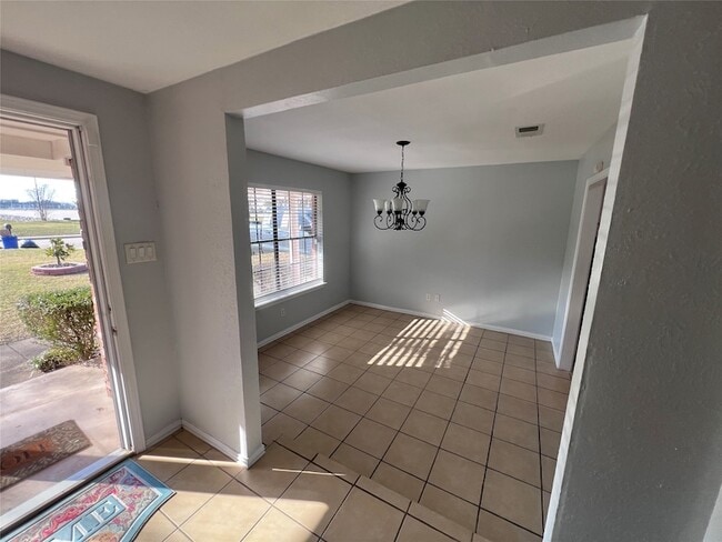 Photo - 818 Fairlawn Dr