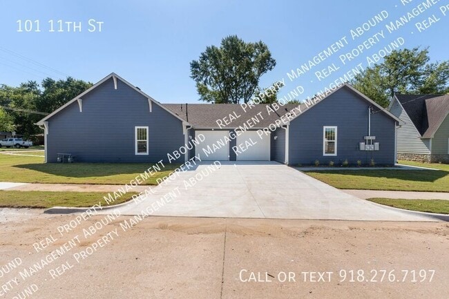 Photo - 101 E 11th St S