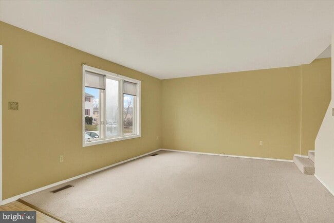 Photo - 22 Persian Lilac Dr