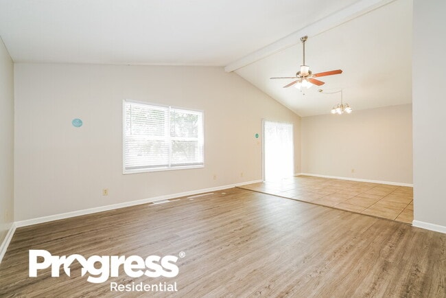 Photo - 451 Meadowlark Dr