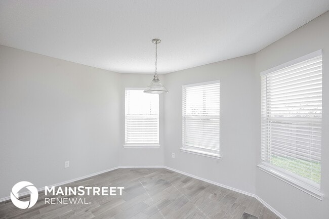 Photo - 517 Bretts Way