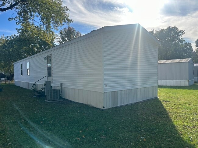 Photo - 2299 Wellington Green Dr