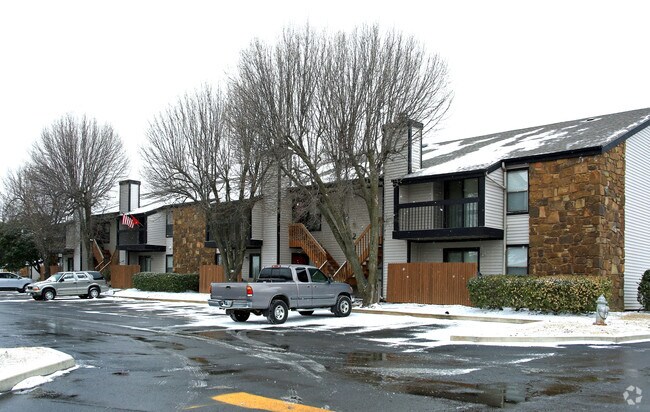 Photo - Phoenix Village Apartments