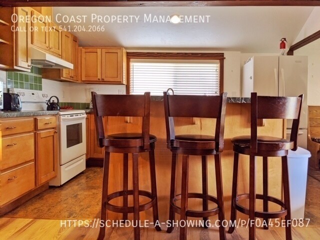 Photo - 732 NW 2nd Ct