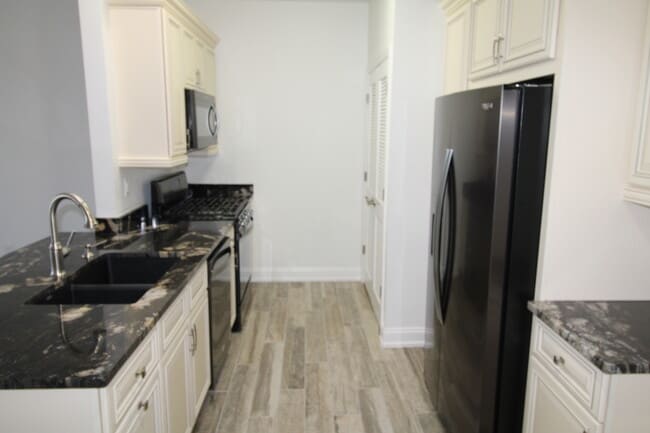 Winchester - 1BR, 1BA