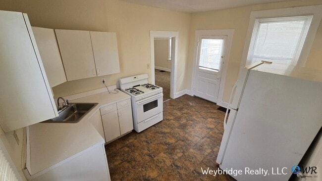 Photo - Bright & Spacious 3-Bedroom Home with Dining Room & Off-Street Parking -Mt. Healthy