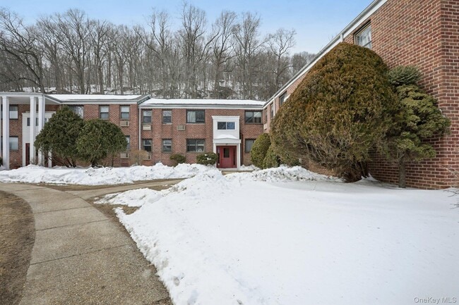 Photo - 23 Lawrence Dr Unit A