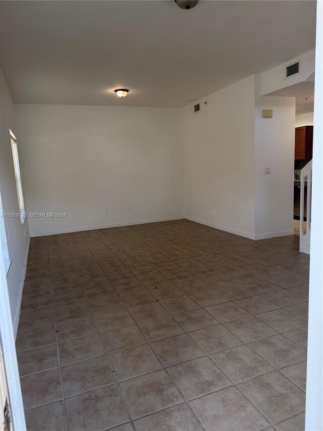 Photo - 906 SW 143rd Ave
