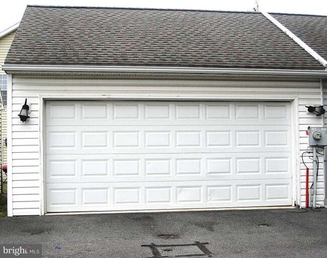 Photo - 134 S Earl St