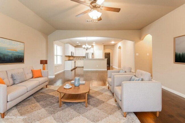 Photo - 121 Pleasant Hill Ln