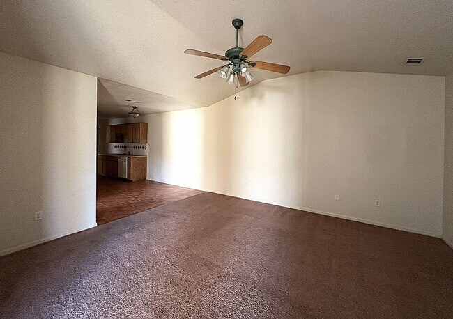 Photo - 1002 W Avenue B Unit 2