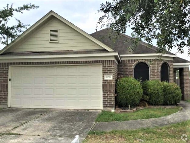 Building Photo - 18514 Inwood Elm Cir Rental
