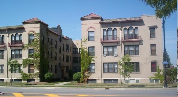 University Court Apartment