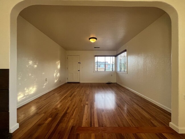 Photo - Pet Friendly! 2 Bed, 1 Bath Home with a Fu...