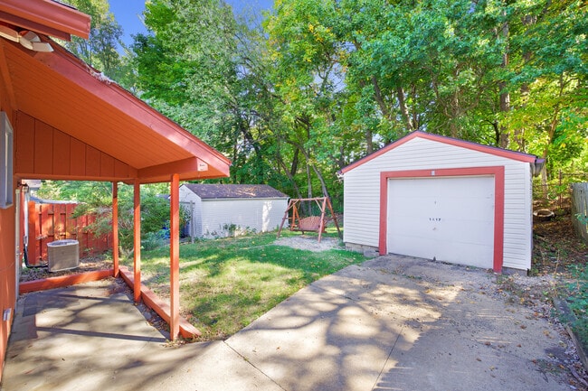 Photo - Brandon Avenue