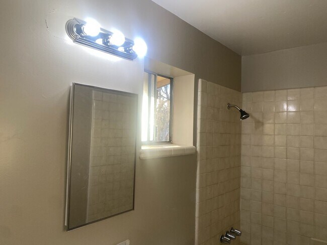 Photo - MARIPOSA Unit 5