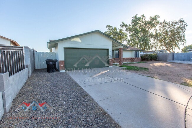 Photo - 3749 E Hopi Ave