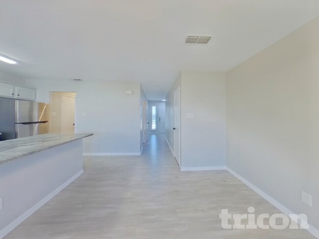 Photo - 1441 Pine Ln