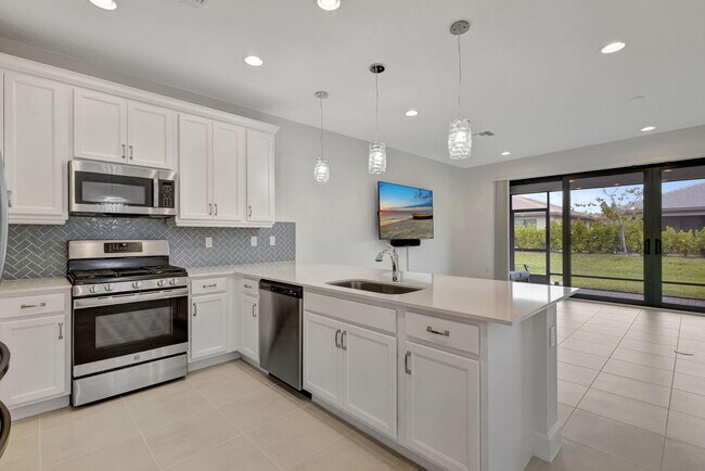 Photo - 12557 SW Rain River Dr