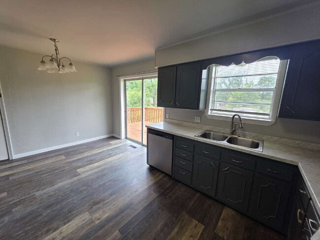 Photo - 1204 NW 2nd St