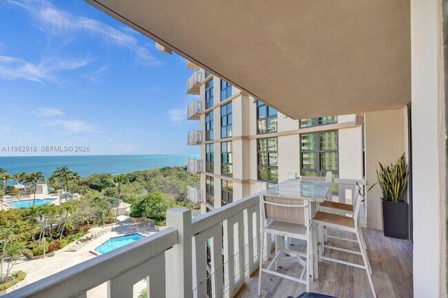 Photo - 1121 Crandon Blvd Unit D706