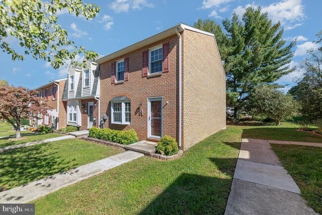 Photo - 825 Chesney Ln Townhome