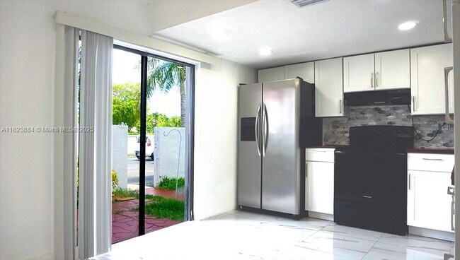 Photo - 1705 San Remo Cir