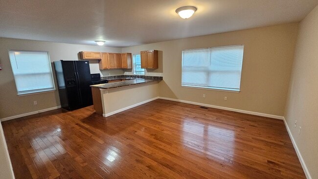 Photo - 11 S Summit St Unidad #1