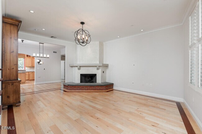 Photo - 700 Union St Unidad 104