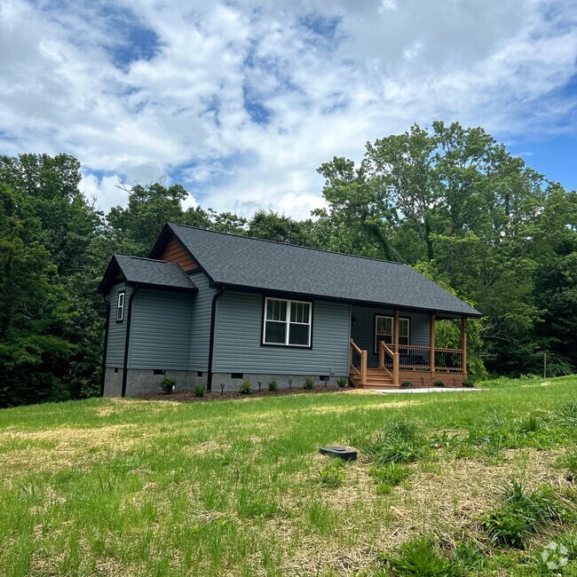 Building Photo - 44 Fowler Town Rd Rental