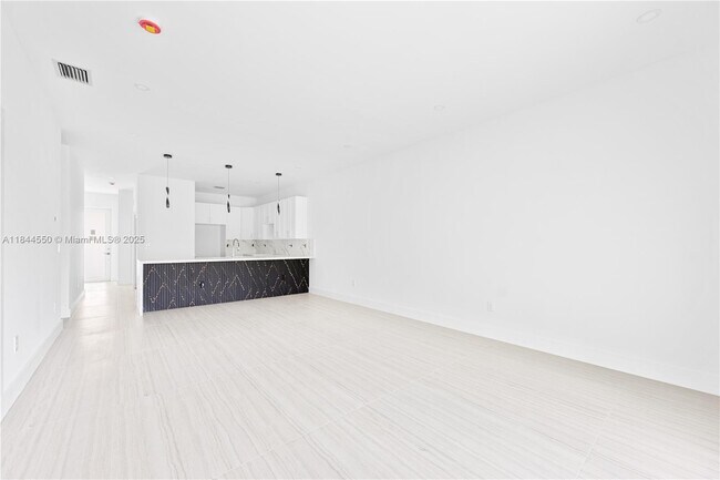 Photo - 10745 SW 217th St