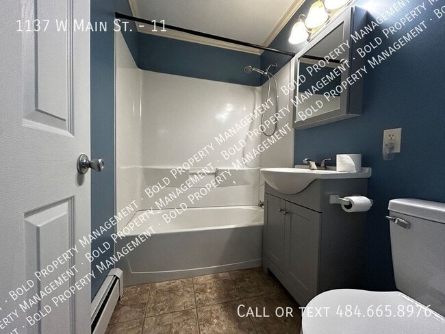 Photo - 1137 W Main St Unit 11