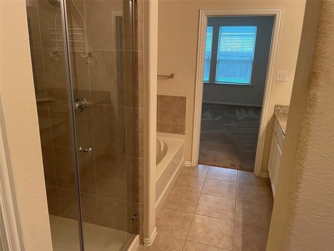 Building Photo - 12209 City Skyline Ct