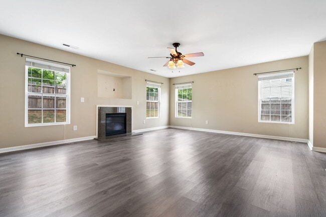 Photo - Beautiful 3BR Home with Fenced in Yard & 2-Car Garage in Raleigh