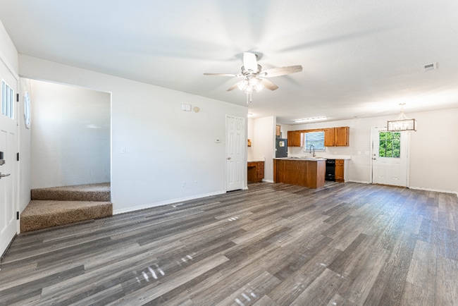 Photo - 2402 S 16th St