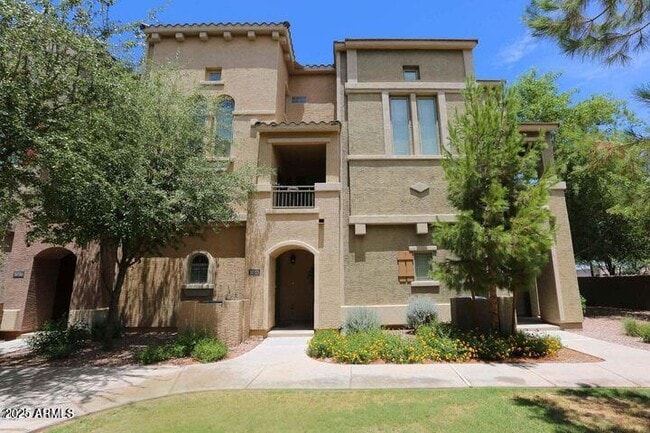 Photo - 240 W Juniper Ave Townhome